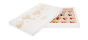 شکلات کادویی ویولتا پذیرایی شیدا فرمند